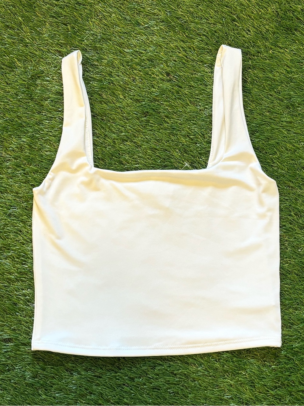 Live in the Moment White Square Neck Cropped Tank Top Small
